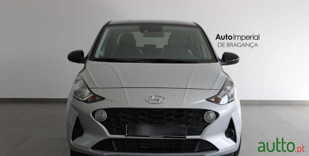 2022' Hyundai i10 1.0 Comfort (Tt) photo #2