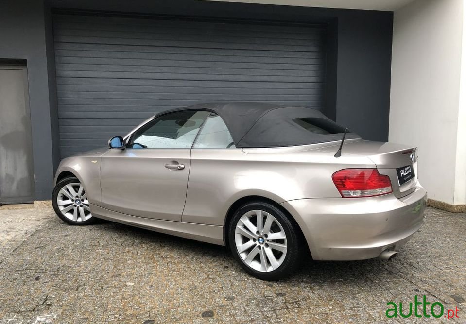 2008' BMW 120 photo #6