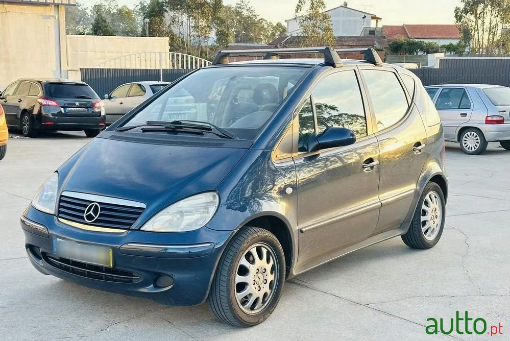 2004' Mercedes-Benz Classe A Elegance photo #6