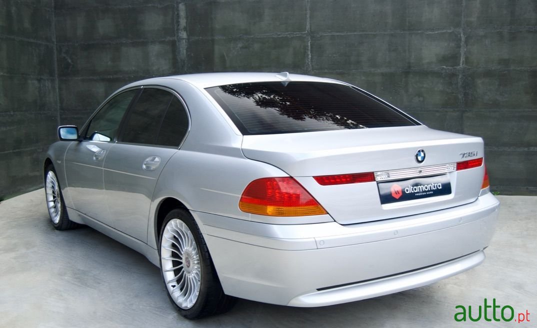 2001' BMW 735 photo #4