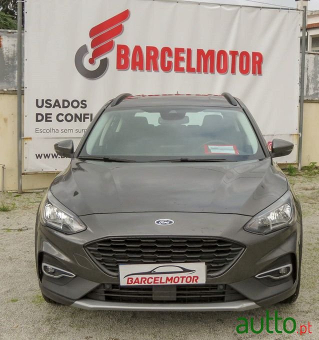2019' Ford Focus photo #2