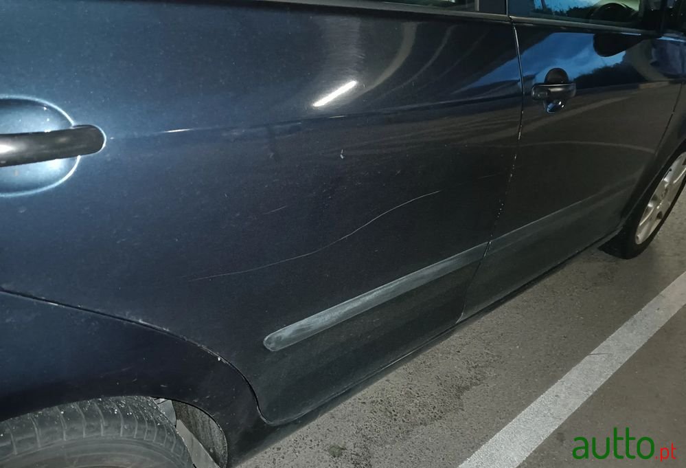 2005' Volkswagen Golf Plus photo #5