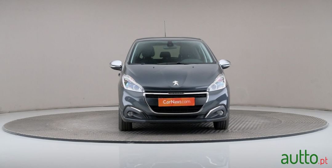 2016' Peugeot 208 photo #3