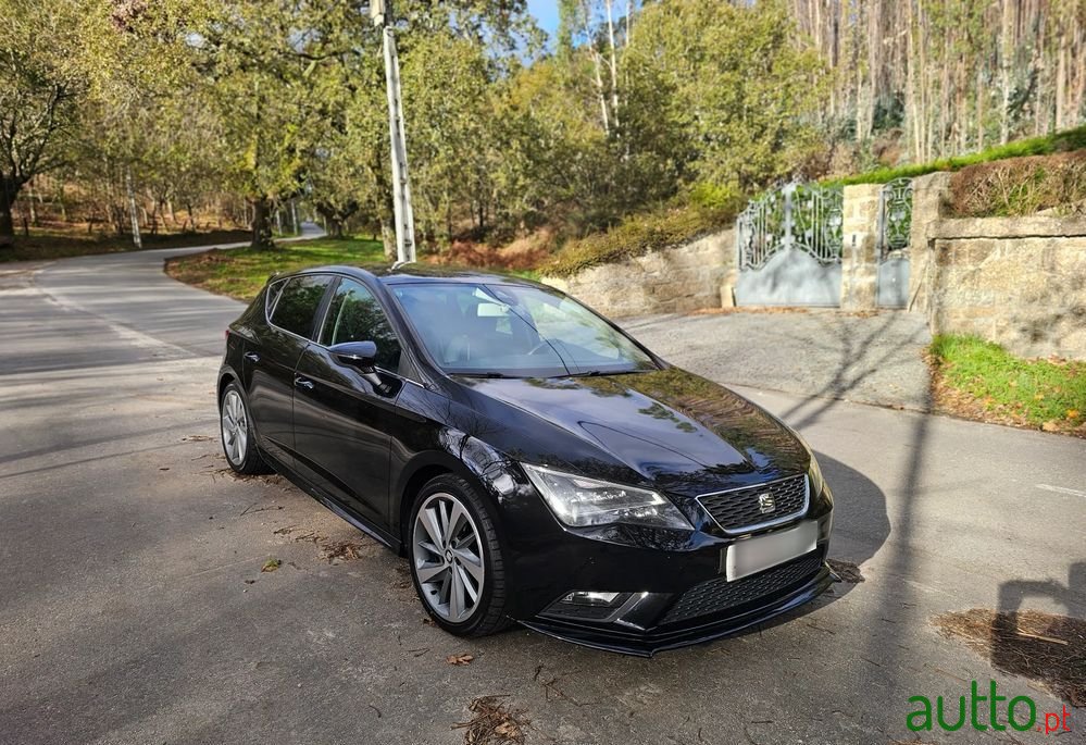 2014' SEAT Leon 1.6 Tdi Style S/S photo #2
