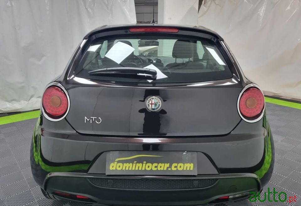 2010' Alfa Romeo MiTo photo #5