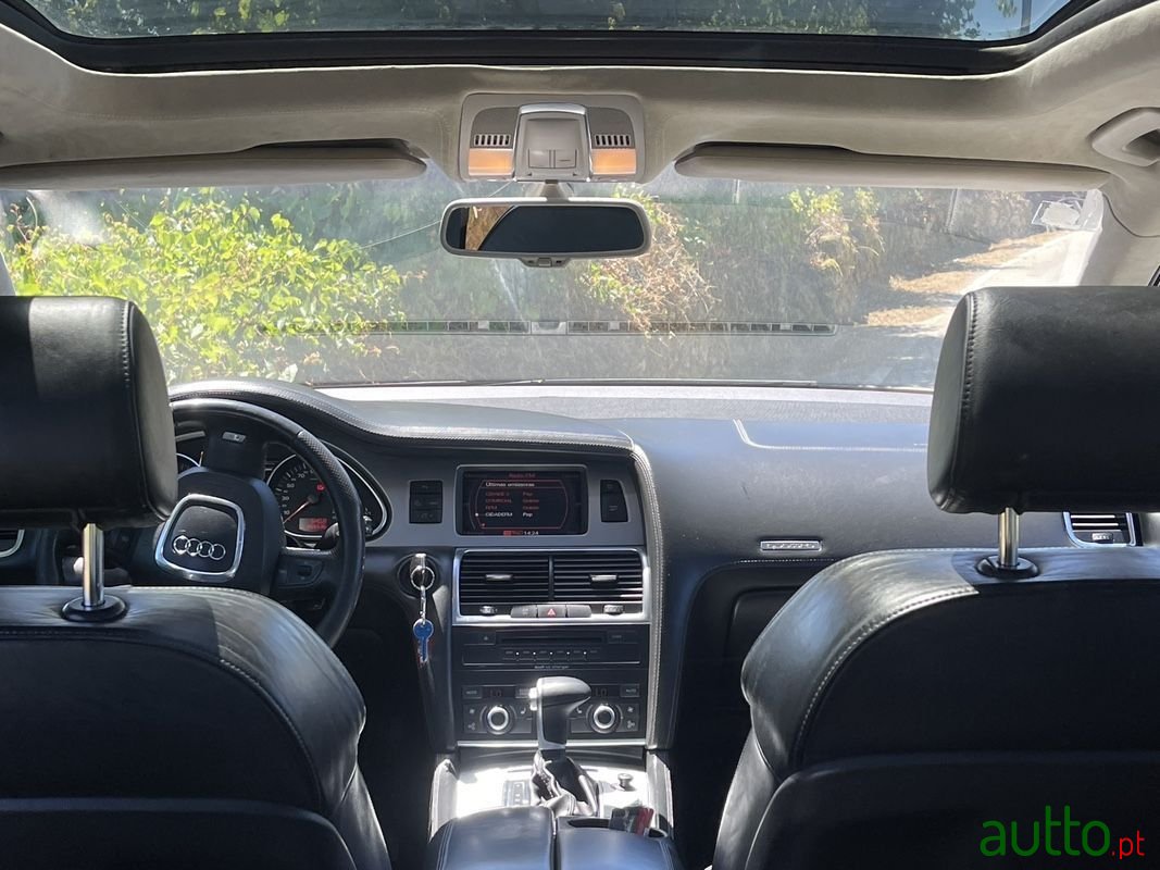 2008' Audi Q7 photo #3