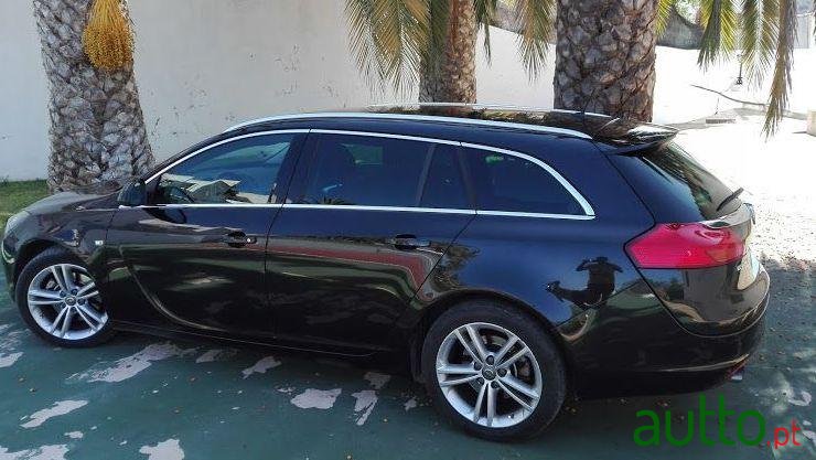 2009' Opel Insignia Sports Tourer photo #6