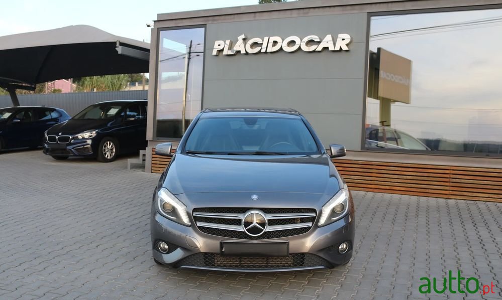 2013' Mercedes-Benz Classe A Cdi Be Urban photo #5