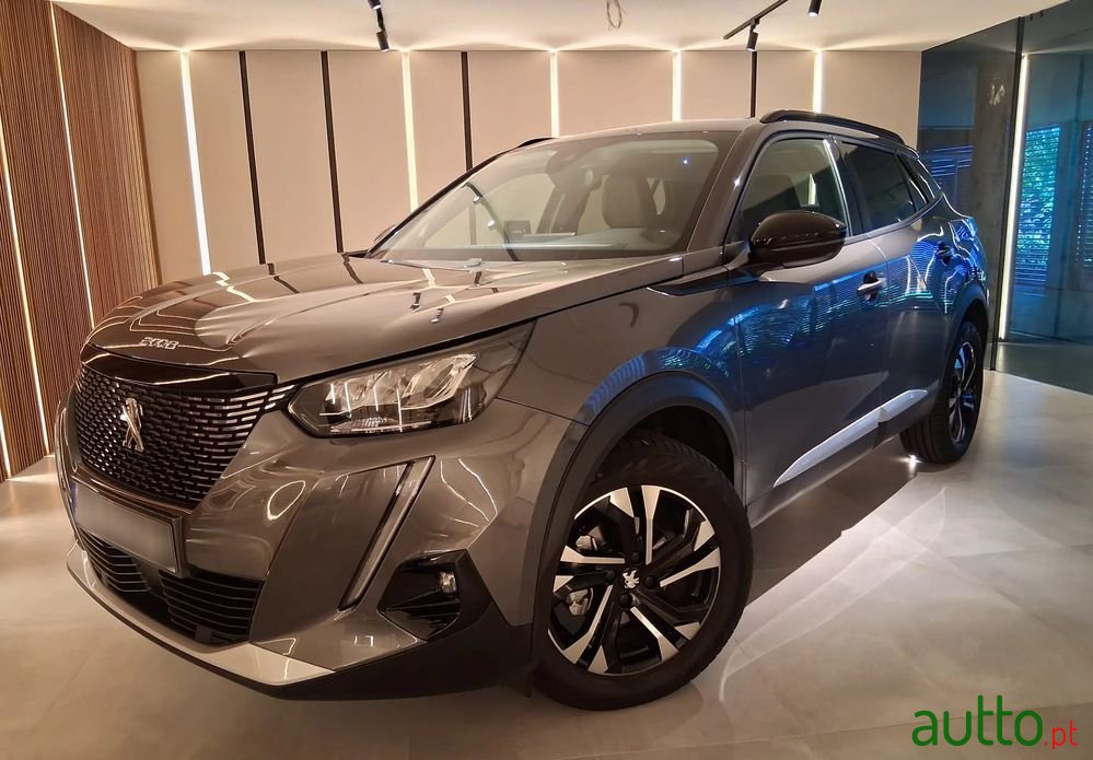 2022' Peugeot 2008 photo #6