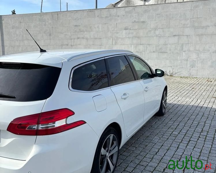 2019' Peugeot 308 Sw photo #4