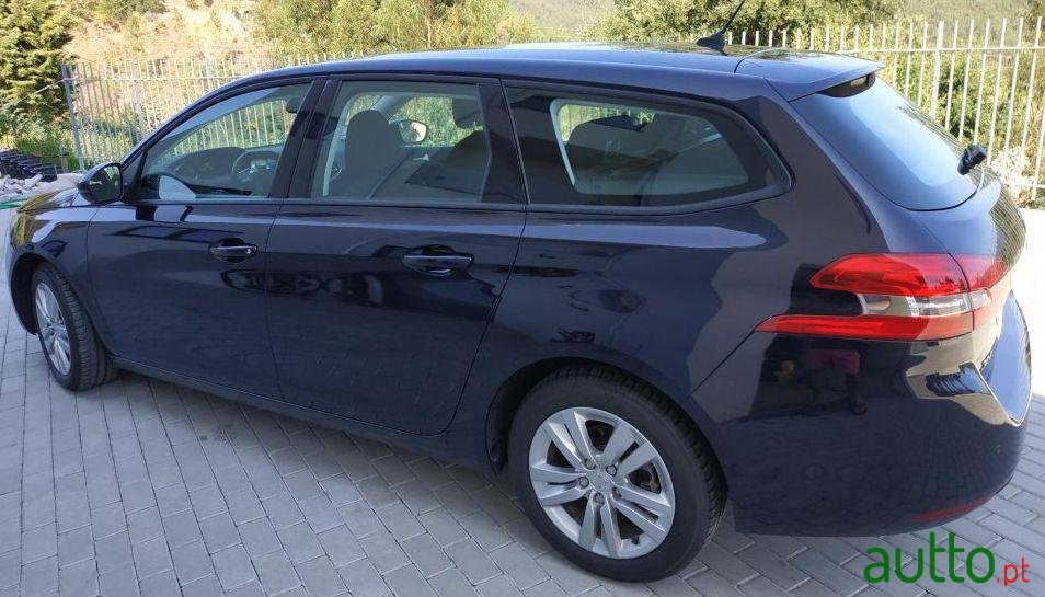 2015' Peugeot 308 Sw photo #3