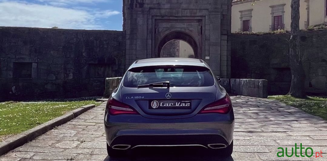 2017' Mercedes-Benz Cla-180 photo #6