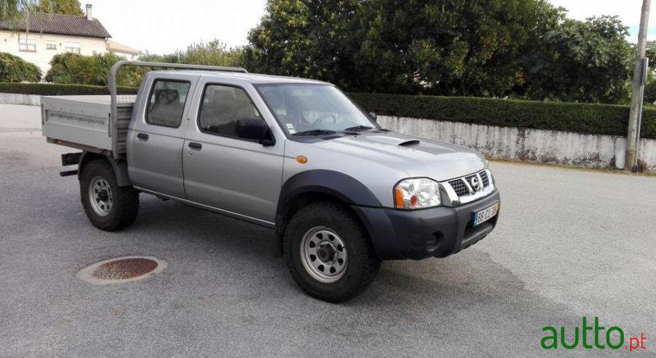 2006' Nissan Navara photo #2