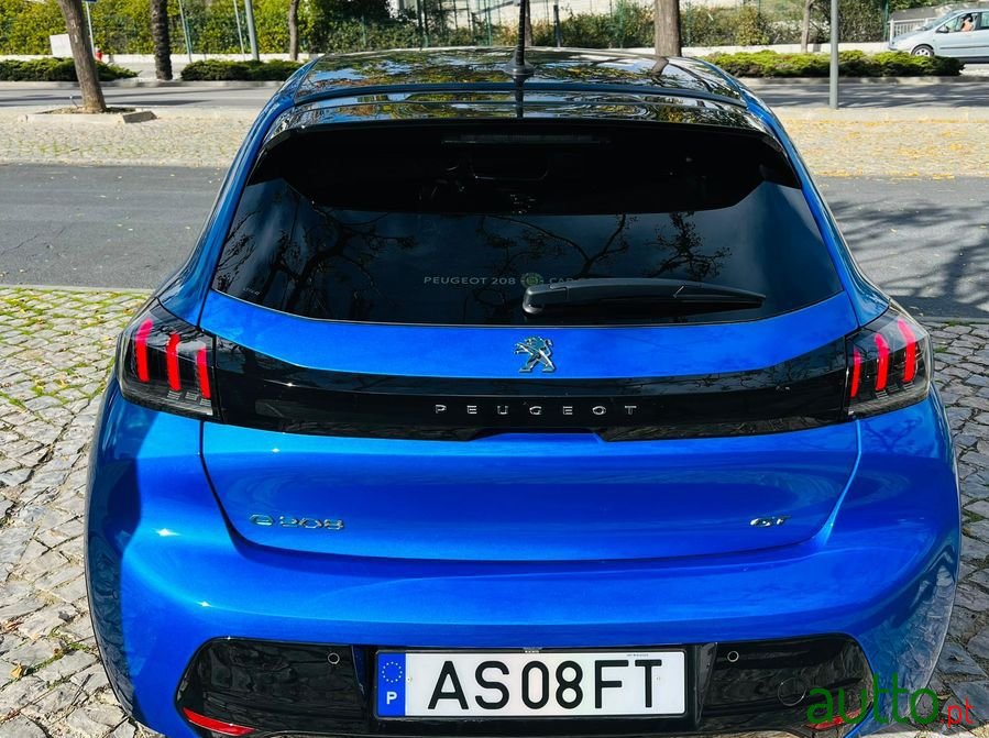 2021' Peugeot E-208 Gt photo #6
