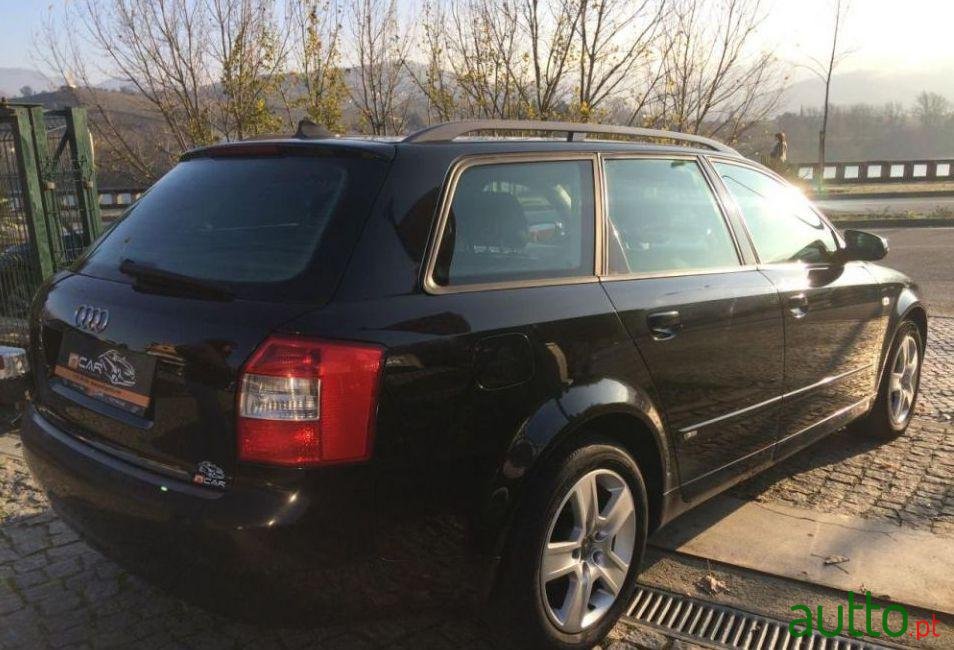 2002' Audi A4-Avant 1.9 Tdi M5 photo #2