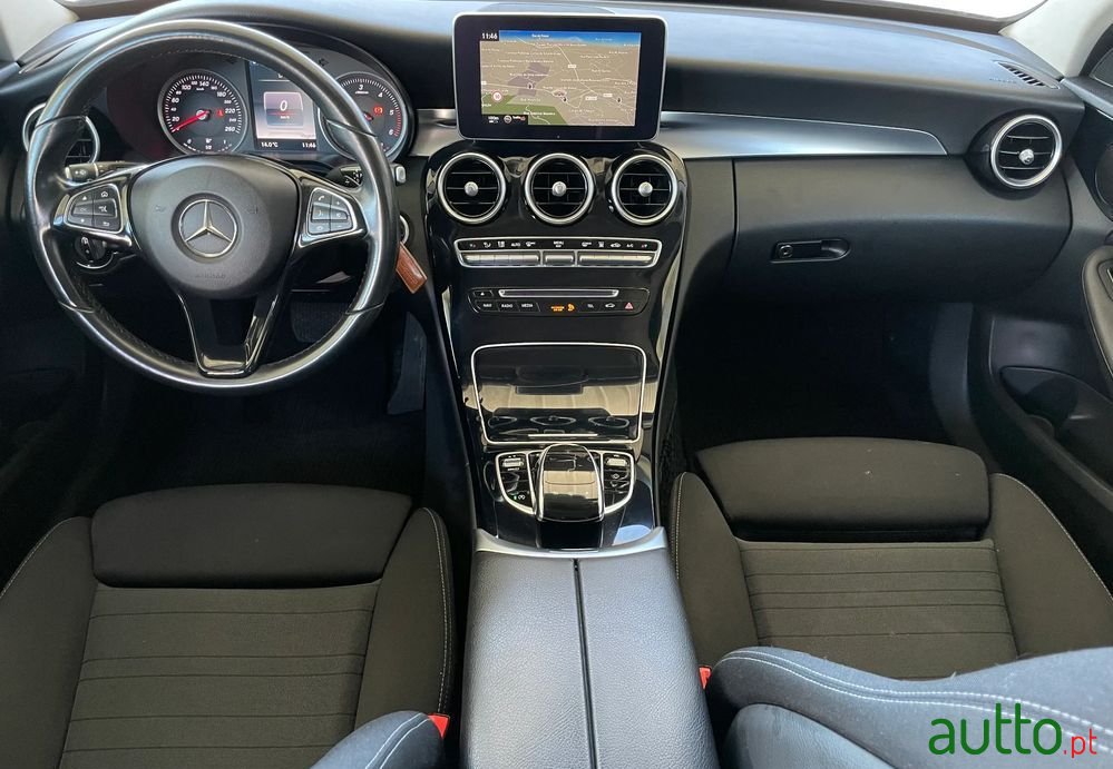 2015' Mercedes-Benz C 200 photo #6