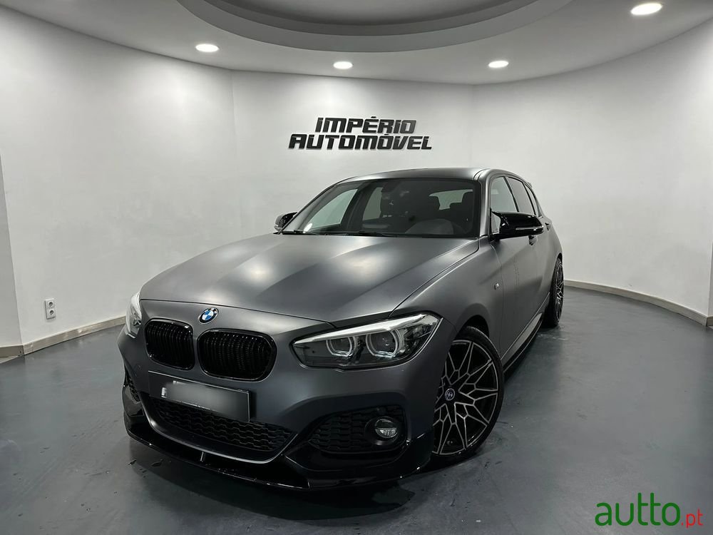 2016' BMW Série 1 D Pack M photo #1