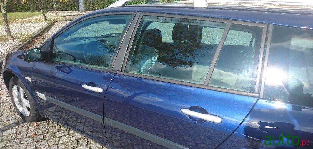 2004' Renault Megane Break photo #4