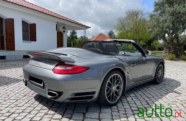 2011' Porsche 997 photo #2