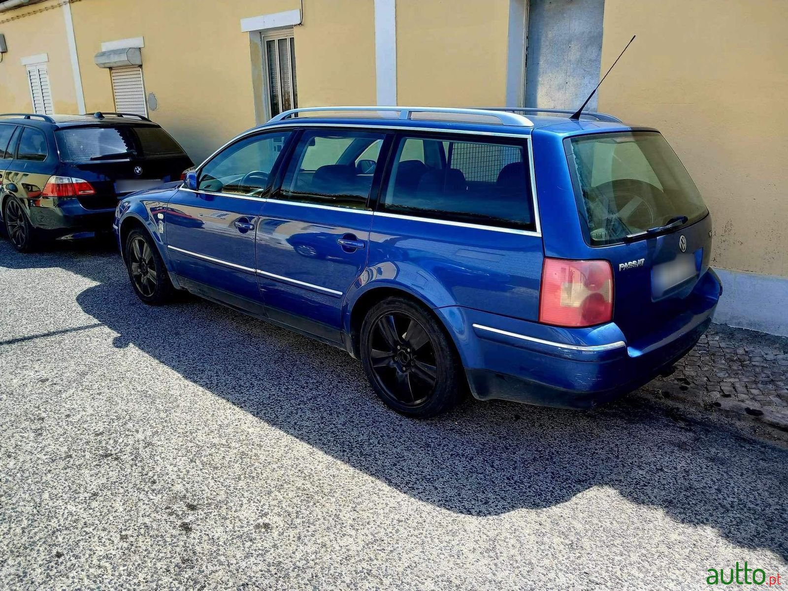 2001' Volkswagen Passat photo #4