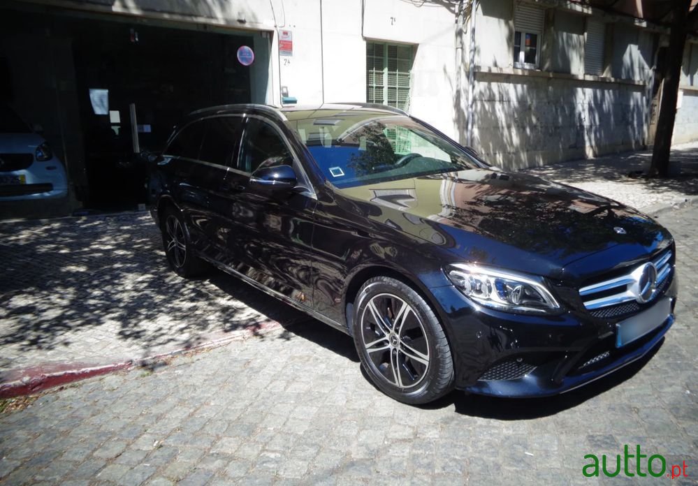 2020' Mercedes-Benz C 300 D Avantgarde photo #4