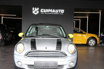 2008' MINI One 3 Portas
