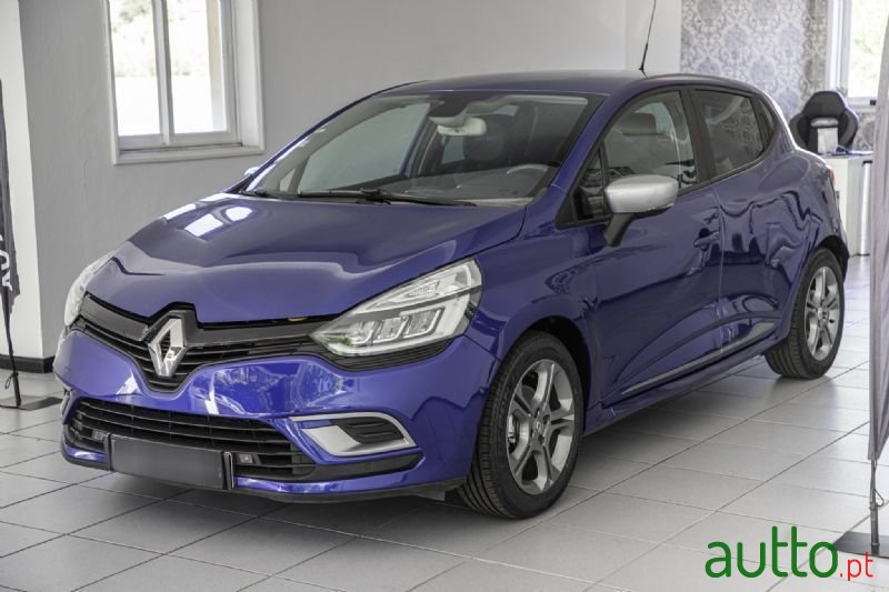 2018' Renault Clio photo #3