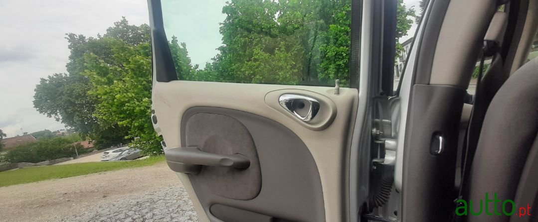 2004' Chrysler PT Cruiser photo #4