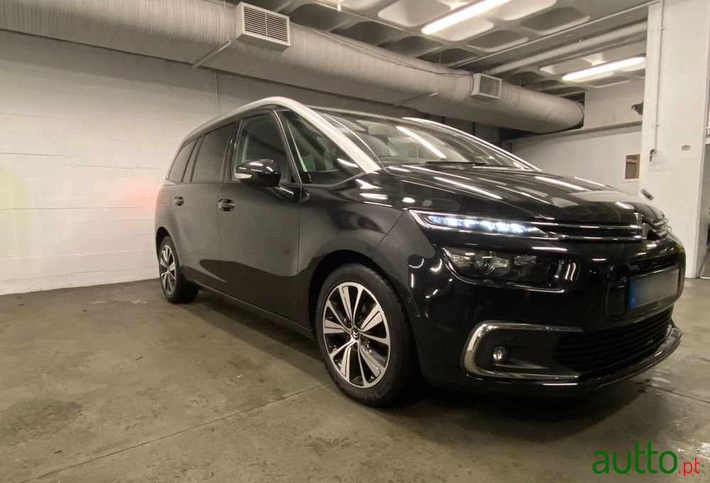 2018' Citroen C4 Grand Picasso photo #3