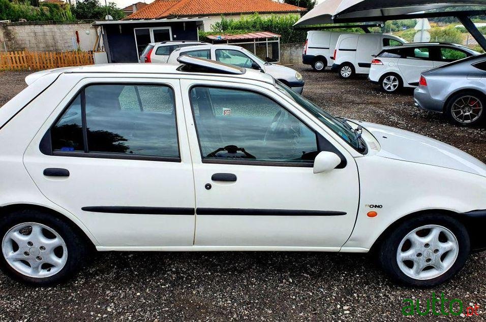1996' Ford Fiesta photo #4