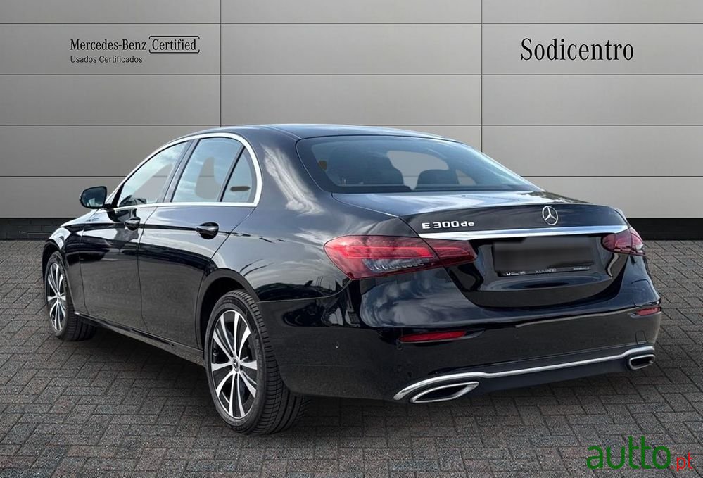 2022' Mercedes-Benz Classe E photo #3