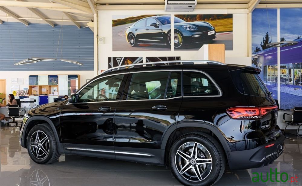 2022' Mercedes-Benz EQB photo #3