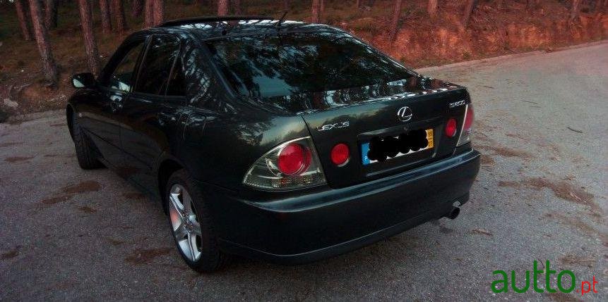 1999' Lexus Is-200 Sport photo #2