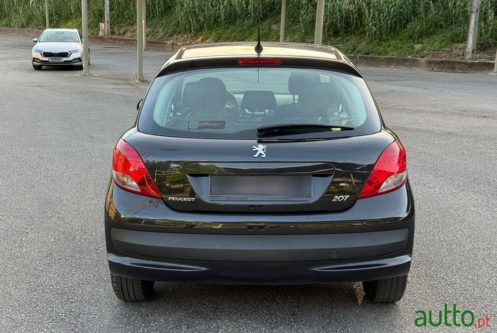 2010' Peugeot 207 photo #5
