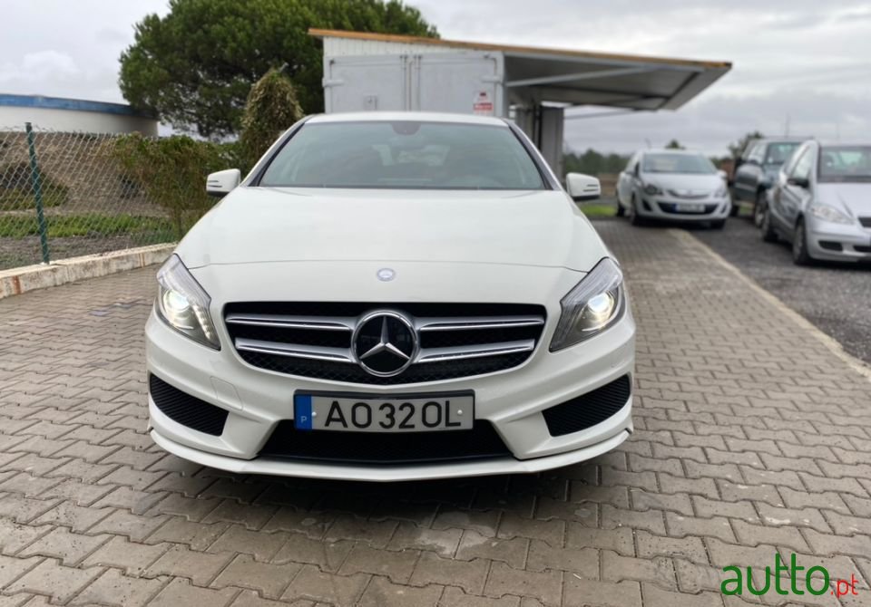 2014' Mercedes-Benz A-180 photo #2