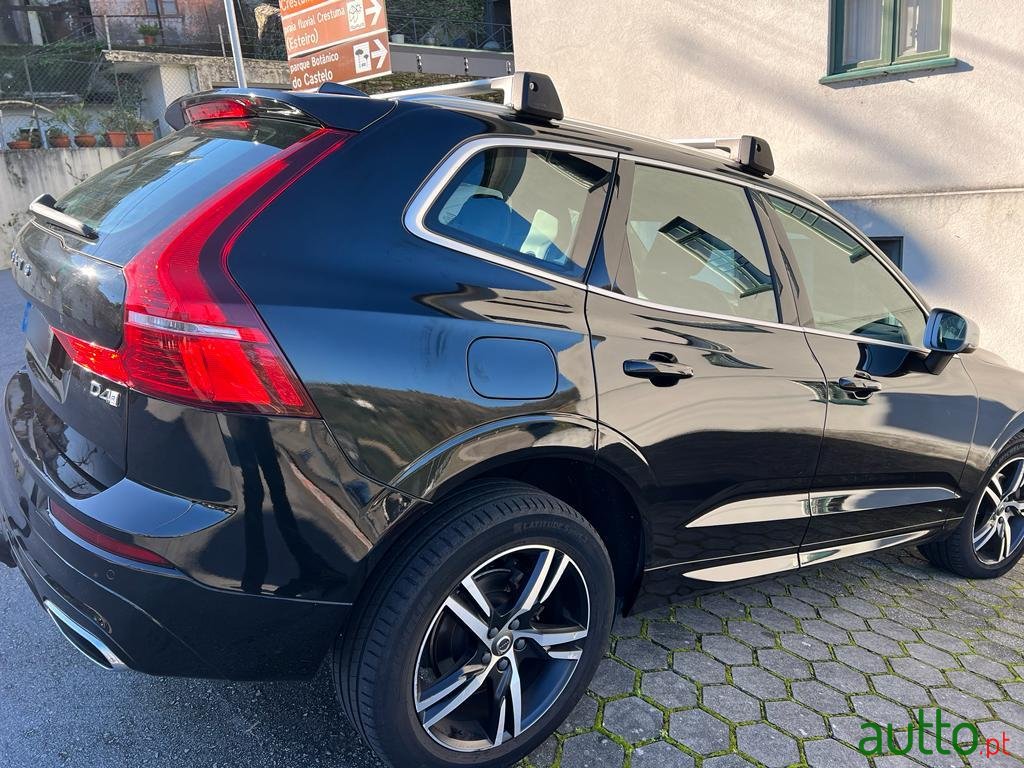 2019' Volvo XC60 photo #2