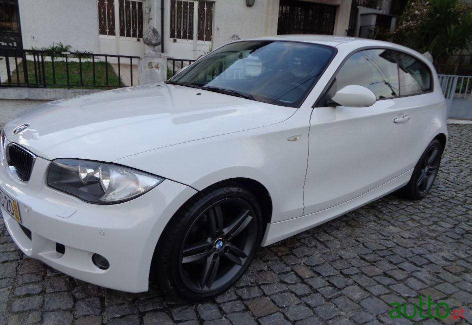 2009' BMW 118 Pack-M photo #1