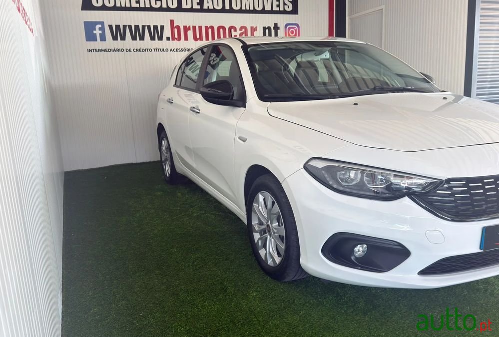 2019' Fiat Tipo 1.3 M-Jet Sport photo #3
