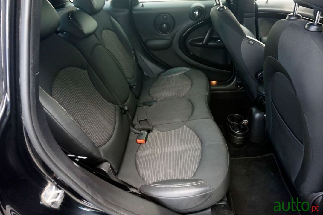 2014' MINI Countryman photo #5