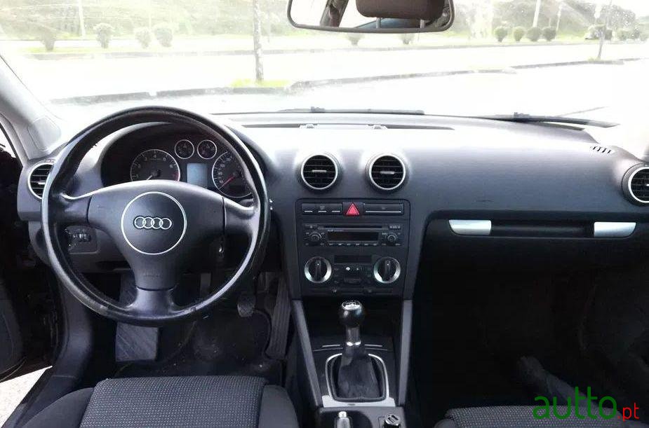 2004' Audi A3 photo #3