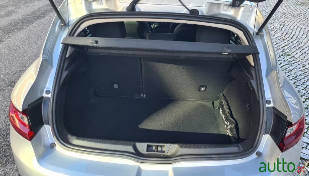 2019' Renault Megane photo #3