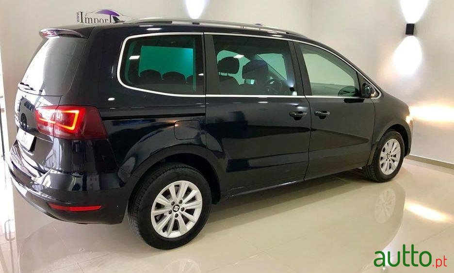 2015' SEAT Alhambra photo #3