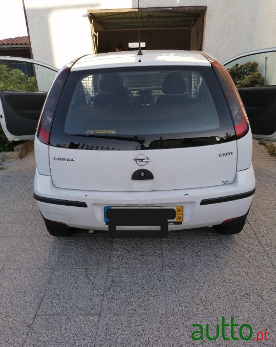 2006' Opel Corsa photo #1