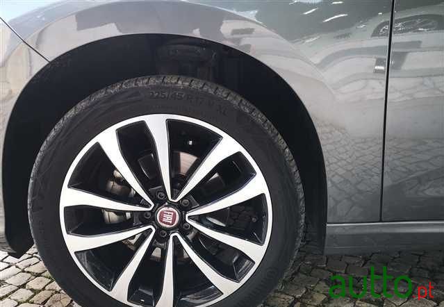 2020' Fiat Tipo Station Wagon photo #5