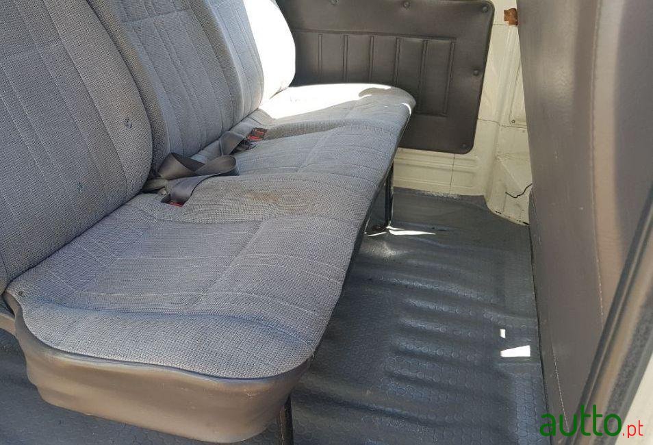 1999' Toyota Hiace photo #5