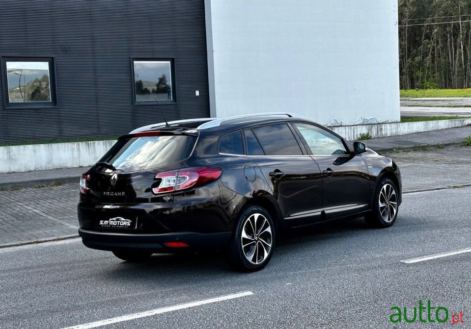 2014' Renault Megane Sport Tourer photo #4