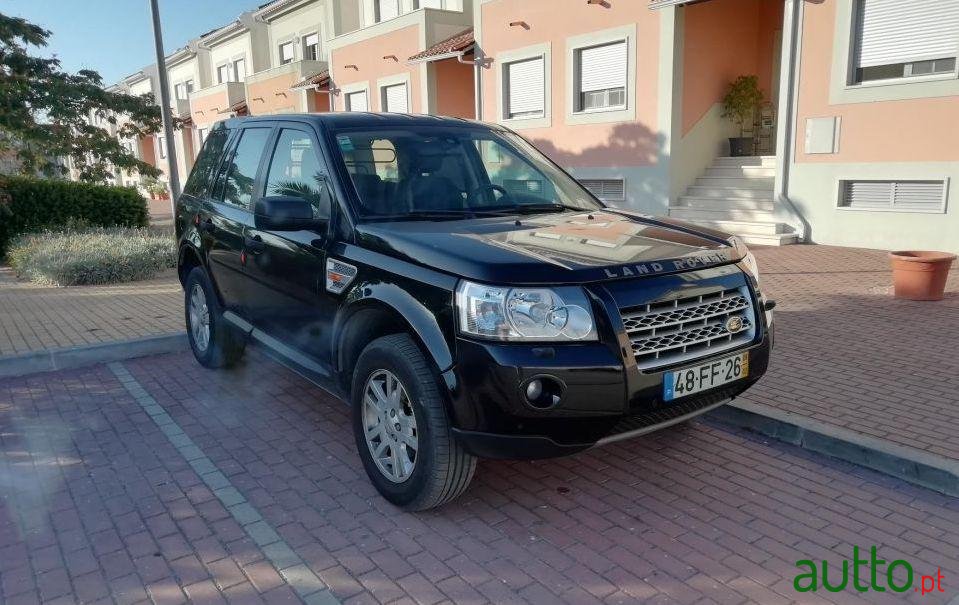 2008' Land Rover Freelander 2 Se Td4 photo #3