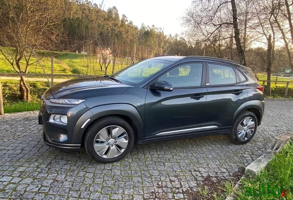 2020' Hyundai Kauai photo #5