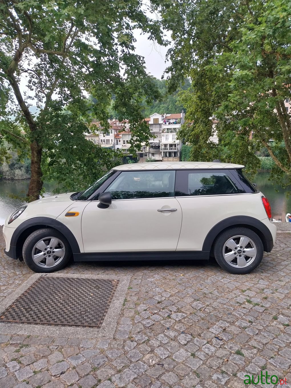 2017' MINI One photo #3