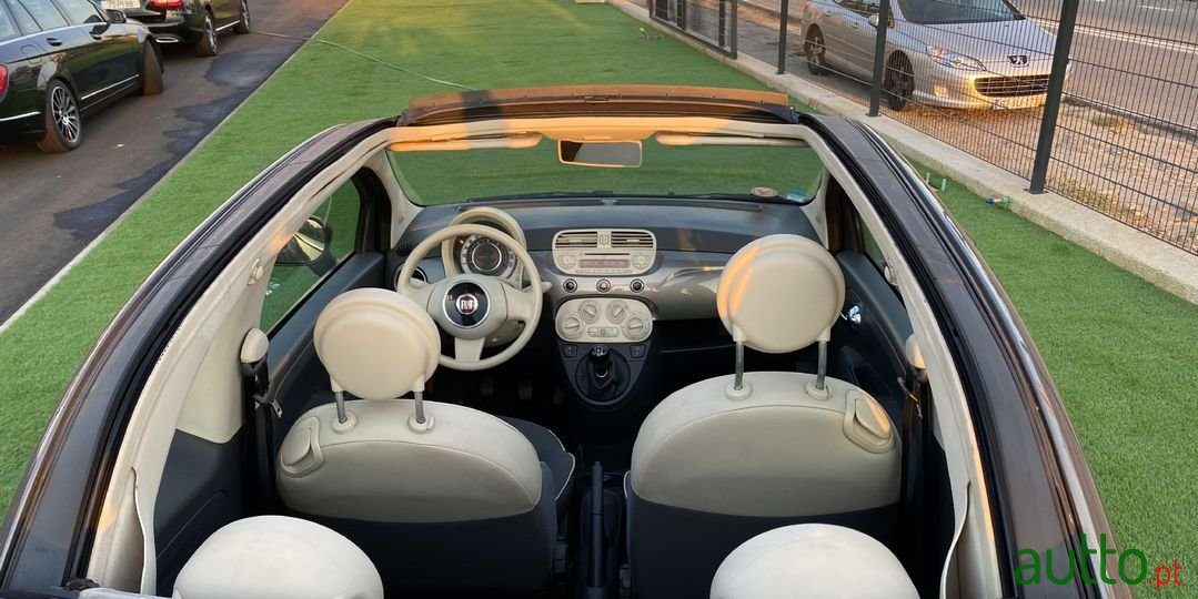 2011' Fiat 500 C photo #5